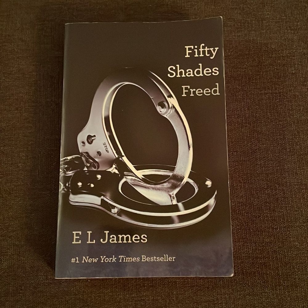 Fifty Shades Freed Book EL James